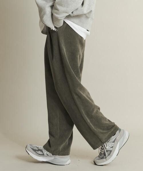 SENSE OF PLACE by URBAN RESEARCH（センスオブプレイスバイアーバンリサーチ）の「ウォッシュドコーデュロイワイドパンツ（その他パンツ・メンズ・ライトベージュ/ブラック/グリーン/ブラウン・LARGE/MEDIUM）」の18枚目の写真
