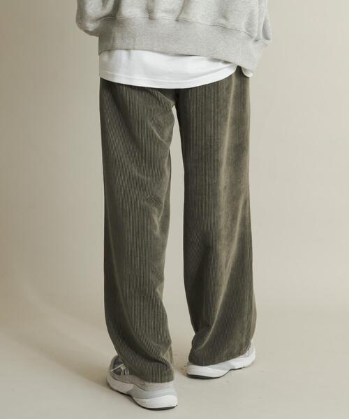 SENSE OF PLACE by URBAN RESEARCH（センスオブプレイスバイアーバンリサーチ）の「ウォッシュドコーデュロイワイドパンツ（その他パンツ・メンズ・ライトベージュ/ブラック/グリーン/ブラウン・LARGE/MEDIUM）」の17枚目の写真