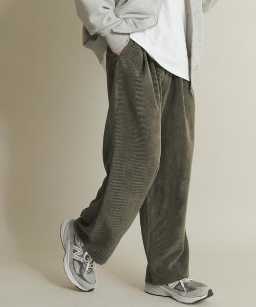 SENSE OF PLACE by URBAN RESEARCH（センスオブプレイスバイアーバンリサーチ）の「ウォッシュドコーデュロイワイドパンツ（その他パンツ・メンズ・ライトベージュ/ブラック/グリーン/ブラウン・LARGE/MEDIUM）」の16枚目の写真