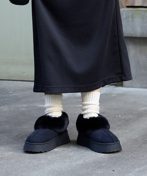 MONO-MART（モノマート）の「ムートンライクボア ボリュームショートブーツ（ブーツ・レディース・キャメル/ブラック/グレイッシュベージュ・XL/L/M/S）」の22枚目の写真