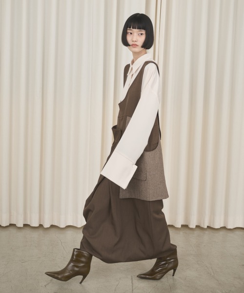 AIC.（エーアイシー）の「アシンメトリーラップワンピース（ワンピース・レディース・グレー/ブラック/ブラウン・FREE）」の7枚目の写真