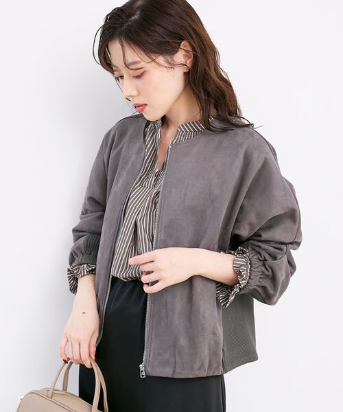 le.coeur blanc（ルクールブラン）の「異素材ボリュームスリーブブルゾン（ブルゾン・レディース・アイボリー/チャコールグレー・38）」の6枚目の写真