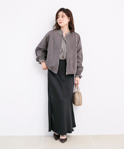 le.coeur blanc（ルクールブラン）の「異素材ボリュームスリーブブルゾン（ブルゾン・レディース・アイボリー/チャコールグレー・38）」の11枚目の写真