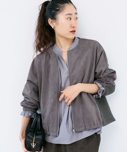 le.coeur blanc（ルクールブラン）の「異素材ボリュームスリーブブルゾン（ブルゾン・レディース・アイボリー/チャコールグレー・38）」の12枚目の写真