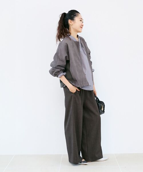 le.coeur blanc（ルクールブラン）の「異素材ボリュームスリーブブルゾン（ブルゾン・レディース・アイボリー/チャコールグレー・38）」の14枚目の写真