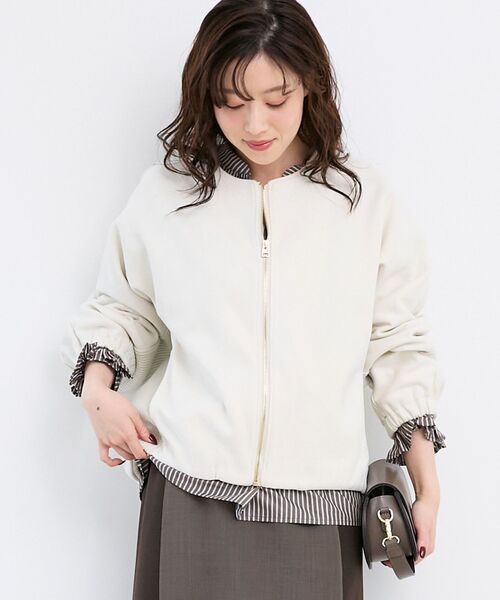 le.coeur blanc（ルクールブラン）の「異素材ボリュームスリーブブルゾン（ブルゾン・レディース・アイボリー/チャコールグレー・38）」の16枚目の写真