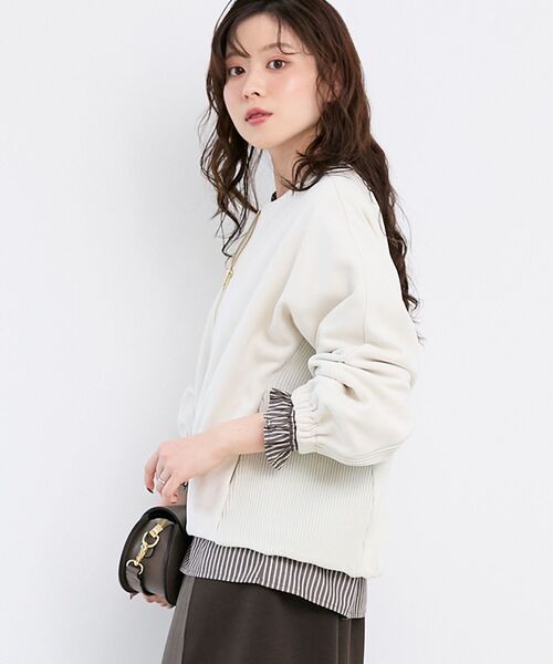 le.coeur blanc（ルクールブラン）の「異素材ボリュームスリーブブルゾン（ブルゾン・レディース・アイボリー/チャコールグレー・38）」の17枚目の写真