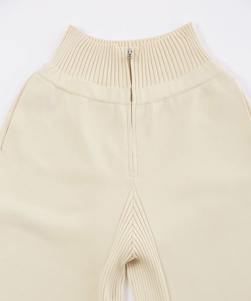 A CCORDION(アコーディオン)の「HIGH WAIST CURVE PANTS(その他パンツ・レディース・ブラック/グレー/イエロー・FREE)」の10枚目の写真