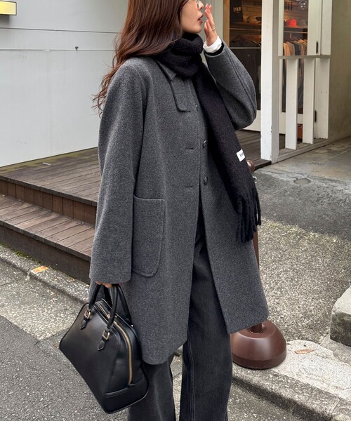 fredy emue（フレディエミュ）の「Super100ステンカラーミドルコート（ダッフルコート・レディース・ネイビー/ベージュ/チャコールグレー・36/38）」の9枚目の写真