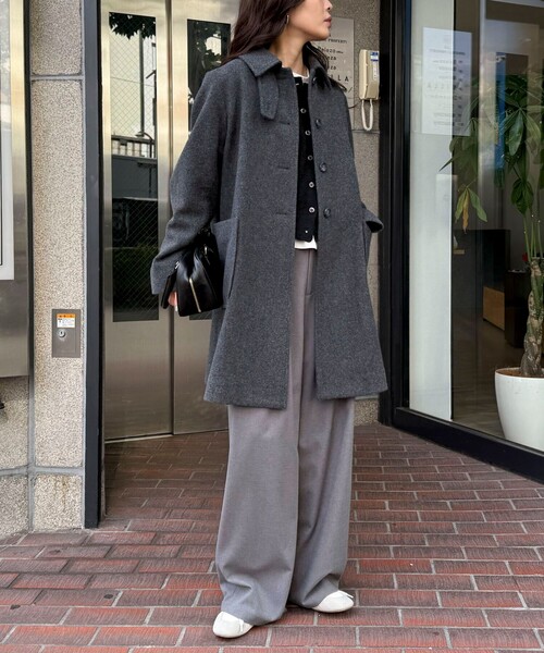 fredy emue（フレディエミュ）の「Super100ステンカラーミドルコート（ダッフルコート・レディース・ネイビー/ベージュ/チャコールグレー・36/38）」の10枚目の写真