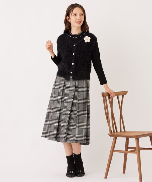 TO BE CHIC(トゥー ビー シック)の「グレンチェック タックスカート(スカート・レディース・チャコールグレー・42/40)」の5枚目の写真