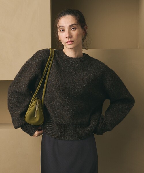 BEAUTY&YOUTH UNITED ARROWS（ビューティーアンドユースユナイテッドアローズ）の「ウールブレンド シルクネップ ニットプルオーバー（ニット/セーター・レディース・ダークグレー/ダークブラウン・FREE）」の3枚目の写真