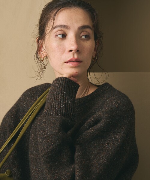 BEAUTY&YOUTH UNITED ARROWS（ビューティーアンドユースユナイテッドアローズ）の「ウールブレンド シルクネップ ニットプルオーバー（ニット/セーター・レディース・ダークグレー/ダークブラウン・FREE）」の6枚目の写真