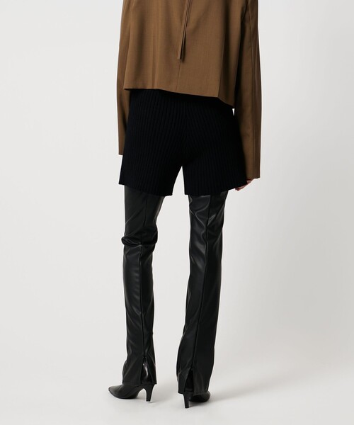 AEWEN MATOPH(イウエン マトフ)の「<AEWEN MATOPH>ウールカシミヤミックス ニットショートパンツ(その他パンツ・レディース・オフホワイト/ブラック・FREE)」の8枚目の写真