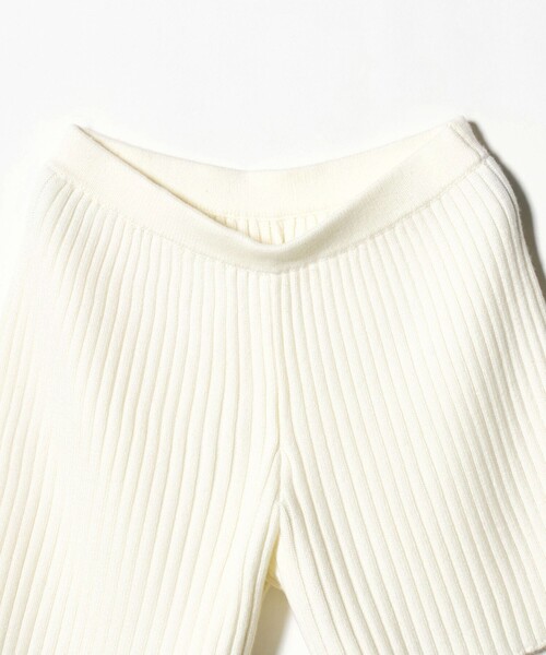 AEWEN MATOPH(イウエン マトフ)の「<AEWEN MATOPH>ウールカシミヤミックス ニットショートパンツ(その他パンツ・レディース・オフホワイト/ブラック・FREE)」の13枚目の写真