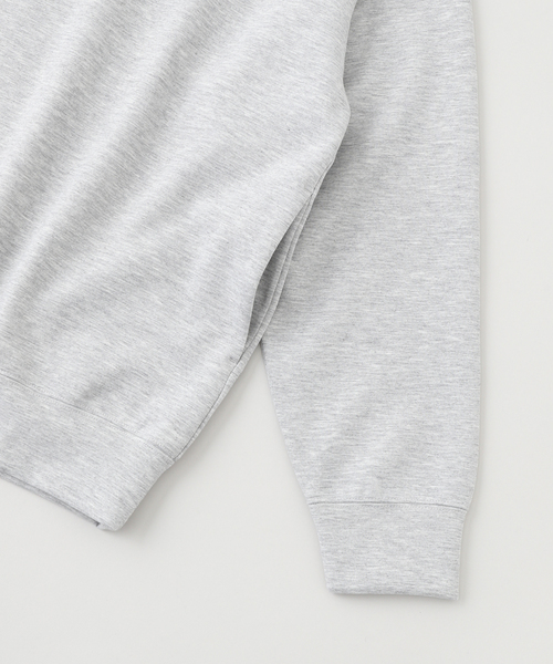 417 EDIFICE（フォーワンセブンエディフィス）の「【Liverpool FC / リバプール FC】 メタリックロゴフーディ（パーカー・メンズ・チャコールグレー/ブラック・SMALL/MEDIUM/LARGE/X-LARGE）」の8枚目の写真