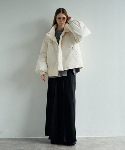 ELLUV（エルブ）の「【ELLUV/エルヴ】防風/ストレッチファブリック モードジップギミック ショートダウンジャケット Ep2.（ダウンジャケット/コート・メンズ・ブラック/ホワイト・L/M/S）」の22枚目の写真