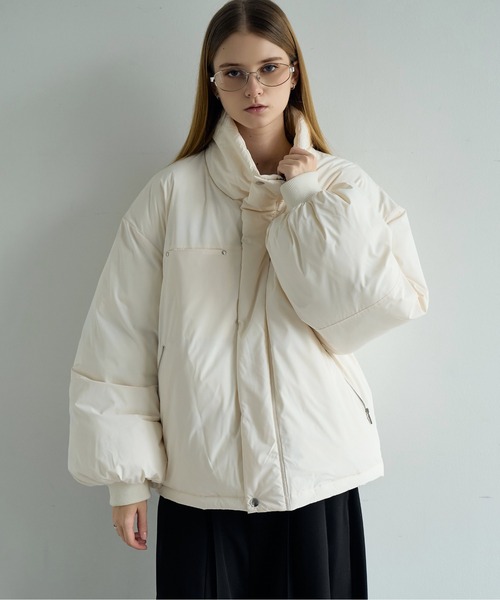 ELLUV（エルブ）の「【ELLUV/エルヴ】防風/ストレッチファブリック モードジップギミック ショートダウンジャケット Ep2.（ダウンジャケット/コート・メンズ・ブラック/ホワイト・L/M/S）」の18枚目の写真