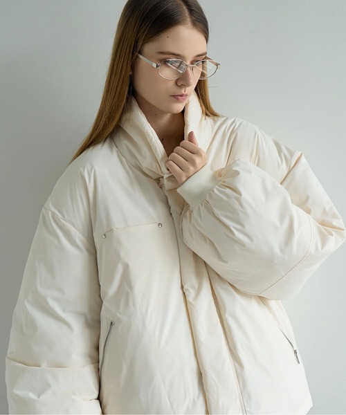 ELLUV（エルブ）の「【ELLUV/エルヴ】防風/ストレッチファブリック モードジップギミック ショートダウンジャケット Ep2.（ダウンジャケット/コート・メンズ・ブラック/ホワイト・L/M/S）」の16枚目の写真