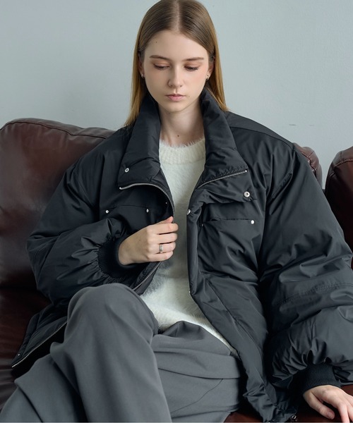 ELLUV（エルブ）の「【ELLUV/エルヴ】防風/ストレッチファブリック モードジップギミック ショートダウンジャケット Ep2.（ダウンジャケット/コート・メンズ・ブラック/ホワイト・L/M/S）」の13枚目の写真