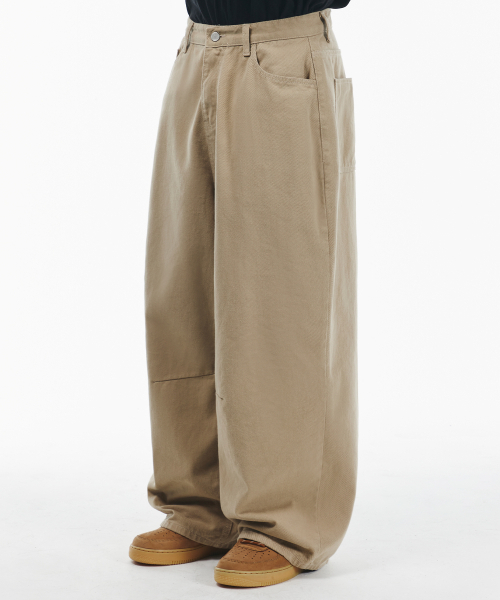 SIGNATURE(シグネチャ)の「ワイドカーブドダーツコットンパンツ【ベージュ】(その他パンツ・レディース・その他・LARGE/X-LARGE/SMALL/MEDIUM)」の7枚目の写真