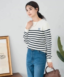 ワンポイント刺繍ケーブルニット