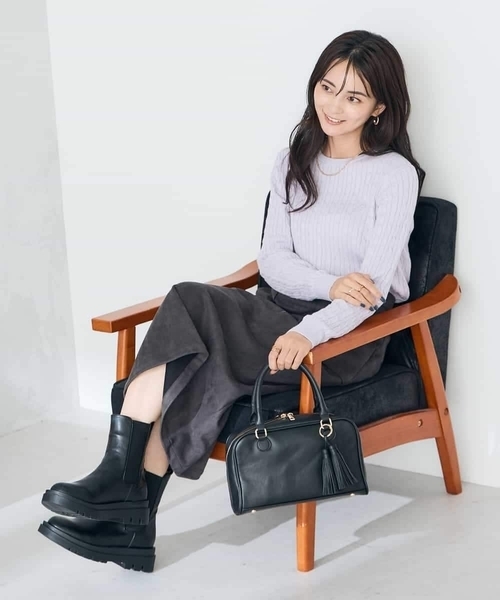 a.v.v(アーヴェヴェ)の「ワンポイント刺繍ケーブルニット(ニット/セーター・レディース・アイボリー/グレー/ライラック・38/40)」の22枚目の写真