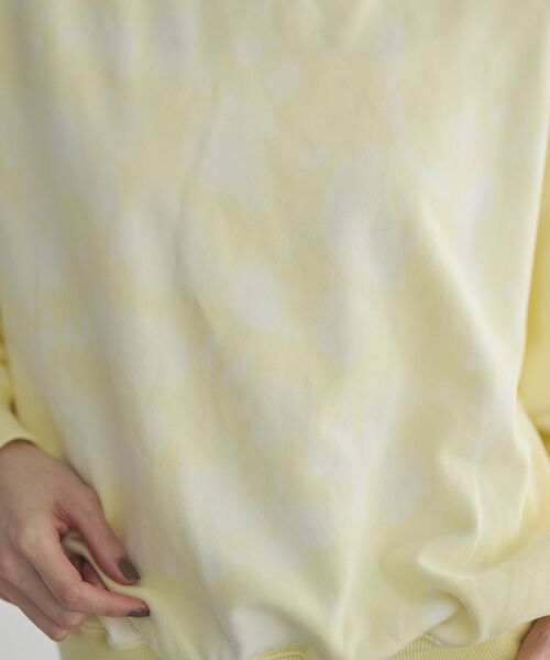 GARAGE OF GOOD CLOTHING（ガレージオブグッドクロージング）の「ヴィンテージ加工裏毛プルオーバー（スウェット・レディース・イエロー/グレー・FREE）」の16枚目の写真