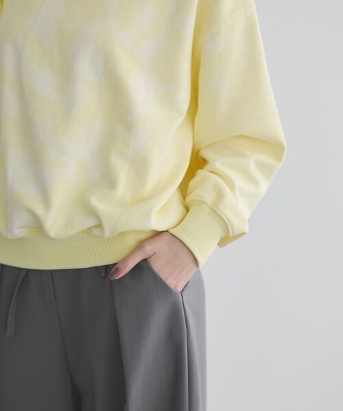 GARAGE OF GOOD CLOTHING（ガレージオブグッドクロージング）の「ヴィンテージ加工裏毛プルオーバー（スウェット・レディース・イエロー/グレー・FREE）」の17枚目の写真