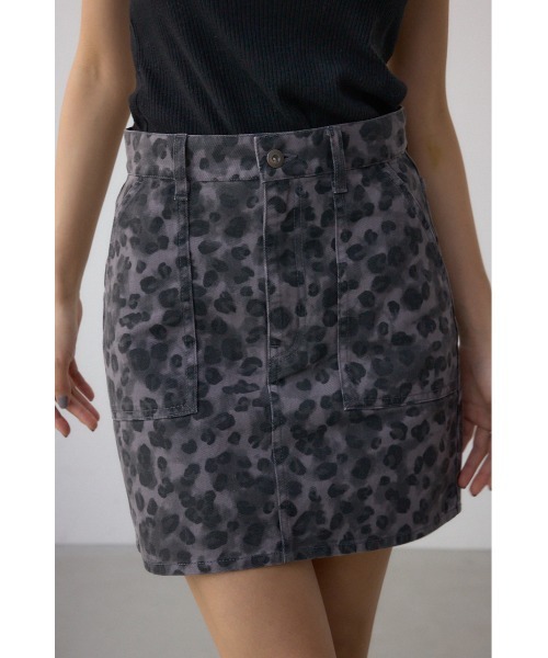 AZUL by moussy（アズールバイマウジー）の「AZUL DENIM 起毛ツイルレオパードミニ（デニムスカート・レディース・ブラック系その他/ブラウン系その他・SMALL/MEDIUM）」の5枚目の写真