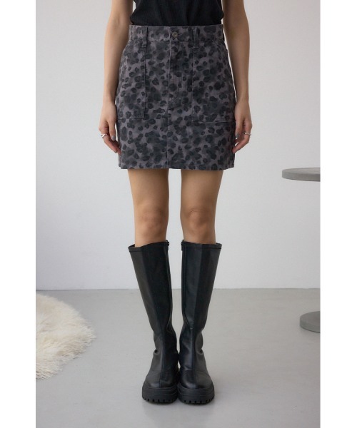 AZUL by moussy（アズールバイマウジー）の「AZUL DENIM 起毛ツイルレオパードミニ（デニムスカート・レディース・ブラック系その他/ブラウン系その他・SMALL/MEDIUM）」の8枚目の写真