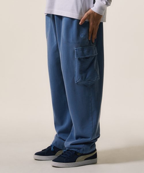 LMCの「OVERDYED SPIRAL CARGO SWEAT PANTS blue(スウェットパンツ・レディース・その他・MEDIUM/SMALL/LARGE)」の9枚目の写真