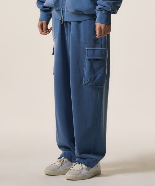 LMCの「OVERDYED SPIRAL CARGO SWEAT PANTS blue(スウェットパンツ・レディース・その他・MEDIUM/SMALL/LARGE)」の5枚目の写真