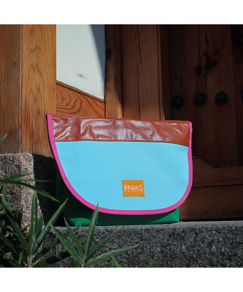RNMS(アールエヌエムエス)の「CROSSBAG プロ ソウル2(トートバッグ・メンズ・ブルー/オレンジ/イエロー/ブラック/レッド/パープル/マジェンタ/グレー/サファリグリーン/その他・FREE)」の13枚目の写真