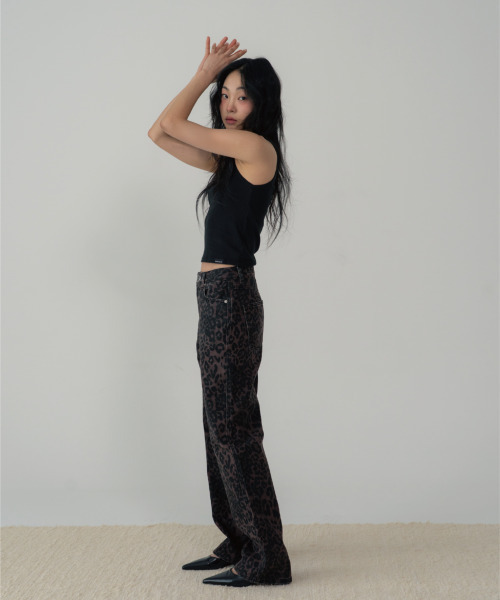 ZIZEMUSEUM(ジゼミュージアム)の「LEOPARD WIDE PANTS (WINE)(その他パンツ・レディース・その他・SMALL/MEDIUM/LARGE)」の2枚目の写真