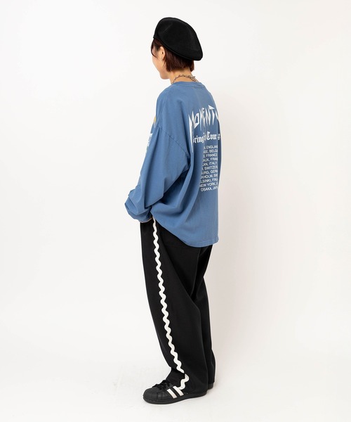 RNA(アールエヌエー)の「M2626 MOMENTUM TOURロンT(Tシャツ/カットソー・レディース・ブルー/チャコール/ホワイト・MEDIUM)」の17枚目の写真