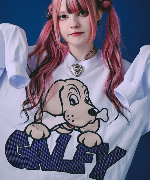 GALFY(ガルフィー)の「GALFY-ばーばの切り貼りリメイクロンTee(Tシャツ/カットソー・メンズ・ホワイト/ブラック/ピンク・L/XL/M)」の2枚目の写真