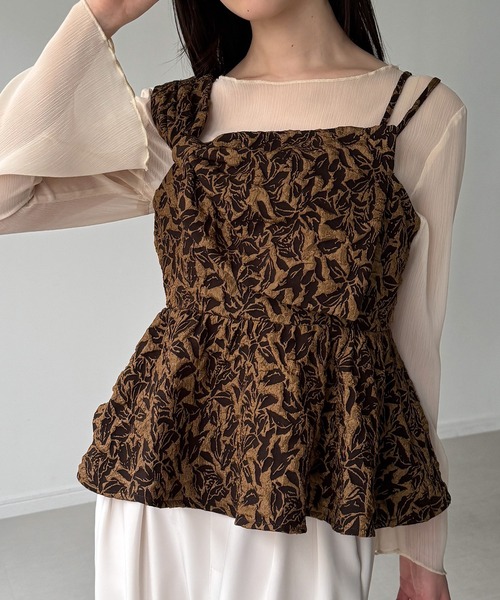 JUNOAH(ジュノア)の「ビッグリボンジャガードキャミソール(キャミソール・レディース・ブラウン/アイボリー/ブラック・LARGE/SMALL/MEDIUM)」の3枚目の写真