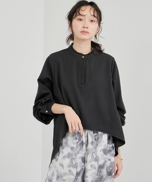 le cercle ADAM ET ROPE'(ルセルクルアダムエロペ)の「ビンテージライクツイルフリル2WAYヘムブラウス/セットアップ対応(シャツ/ブラウス・レディース・チャコールグレー/ネイビー/ライトグレー・FREE)」の2枚目の写真
