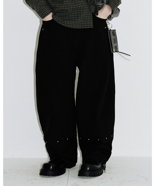 AAMBITION(アアンビション)の「インシジョンリベットワイドパンツ(ヴィンテージブラック)(その他パンツ・メンズ・その他・L)」の1枚目の写真