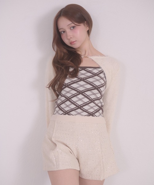 Ambre Neige(アンブルネージュ)の「sequins culottes short pants / スパンコールキュロットショートパンツ(その他パンツ・レディース・ブラック/アイボリー・FREE)」の13枚目の写真