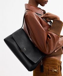 COACH（コーチ）の「チェルシー ショルダー バッグ 30（ショルダーバッグ）」