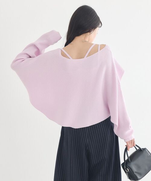 earth music&ecology(アースミュージックアンドエコロジー)の「【毛玉防止/洗える】SET2点クロスニット+キャミソール(ニット/セーター・レディース・ブラック/ピンク/イエロー/アイボリー・FREE)」の9枚目の写真