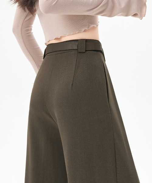 ONEP STAR(ワンピスター)の「タック入りワイドパンツ(その他パンツ・レディース・ブラック/グレー/ブラウン・SMALL/MEDIUM/X-LARGE/LARGE)」の21枚目の写真