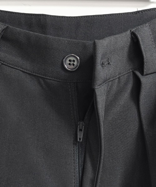 ONEP STAR(ワンピスター)の「タック入りワイドパンツ(その他パンツ・レディース・ブラック/グレー/ブラウン・SMALL/MEDIUM/X-LARGE/LARGE)」の9枚目の写真