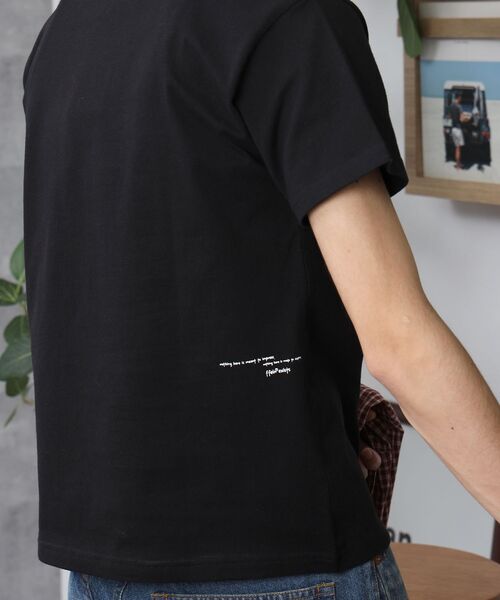 FFEIN(フェイン)の「【FFEIN(フェイン)】手書きメッセージショート丈Tシャツ / Tシャツ クルーネック 半袖 プリント 【短丈】(Tシャツ/カットソー・メンズ・ブラック/アッシュグレー/ネイビー/ホワイト/モカ・LARGE/MEDIUM/SMALL)」の22枚目の写真