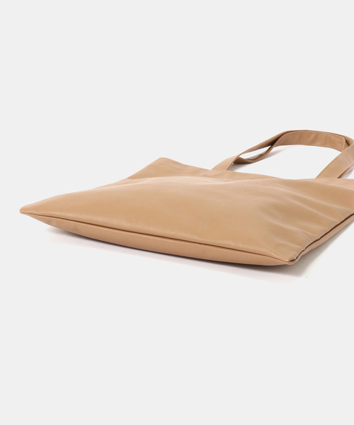 B.C STOCK（ベーセーストック）の「アソート TOTE BAG（トートバッグ・レディース・キャメル/ブラウン/シルバー/ホワイト/ネイビー/ブラック・FREE）」の8枚目の写真