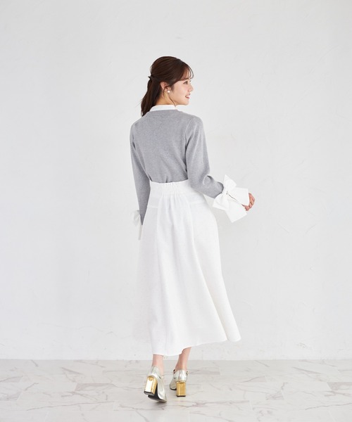 tocco closet(トッコ クローゼット)の「袖口リボン付きボウタイリボンドッキングニットプルオーバー(ニット/セーター・レディース・グレー/ブラック・M)」の15枚目の写真