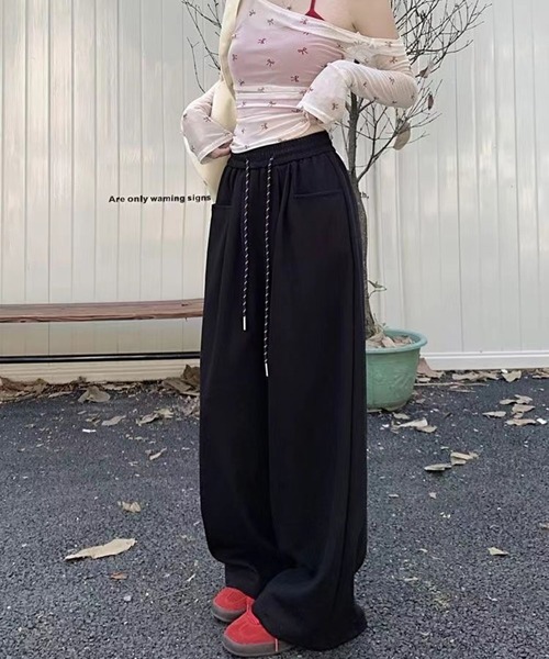 shyam inspiration（シャムインスピレーション）の「シンプルワイドスウェットパンツ/ジャージ/イージーパンツ（スウェットパンツ・レディース・グレー/ブラック/アイボリー/ネイビー・MEDIUM/LARGE）」の11枚目の写真