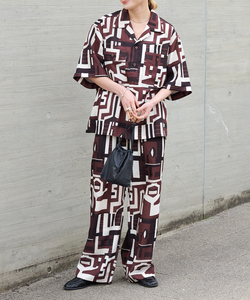 OUTDOOR PRODUCTS(アウトドアプロダクツ)の「RAGモチーフリラックスパンツ(スラックス・レディース・ブラウン・38/36)」の14枚目の写真